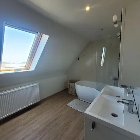 Luxury Escape דירה